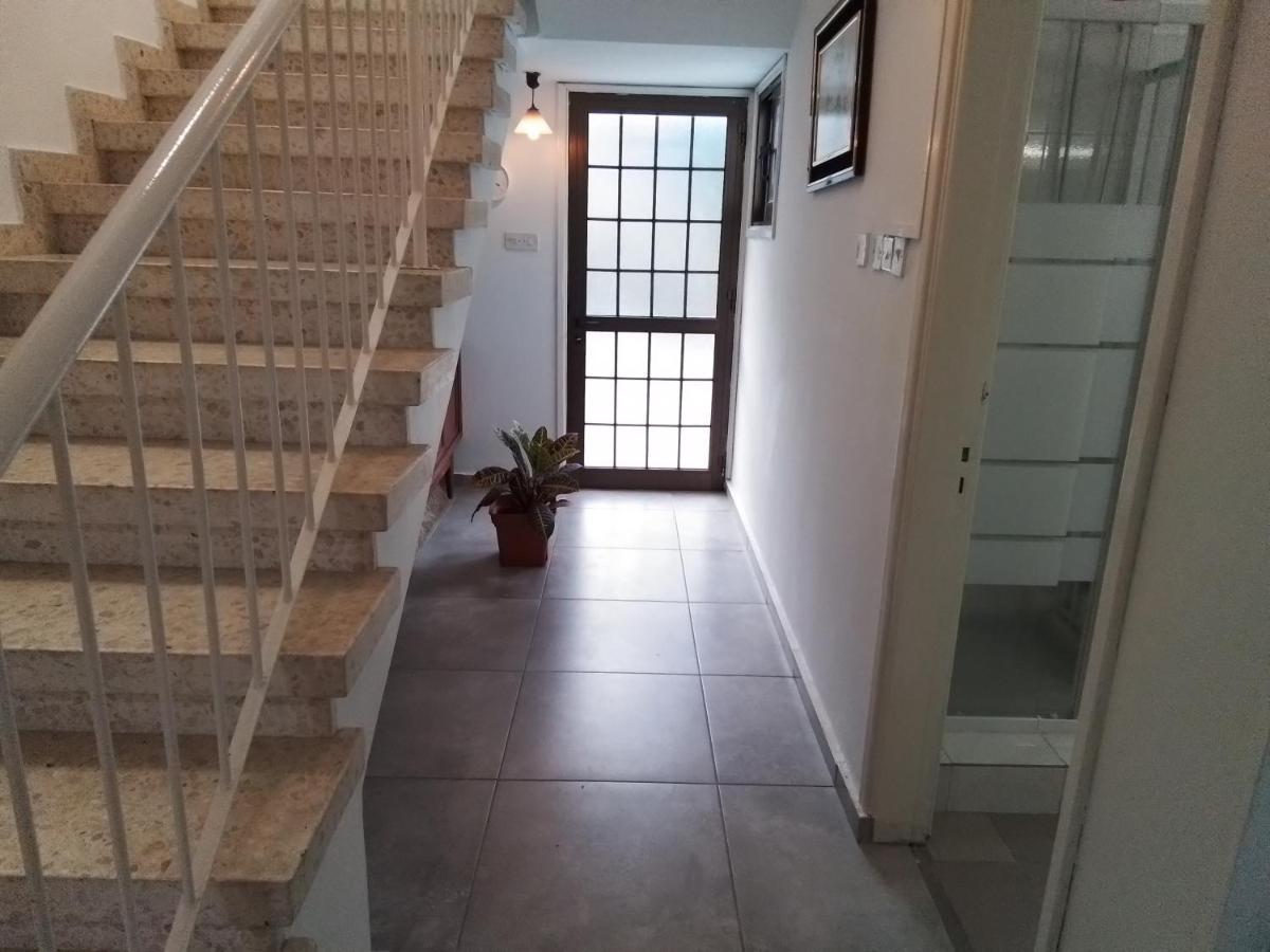 Kampi Double Storey House In The Village ニコシア エクステリア 写真