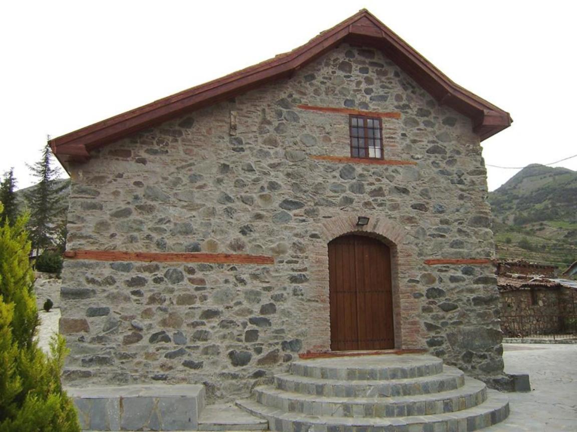 Kampi Double Storey House In The Village ニコシア エクステリア 写真